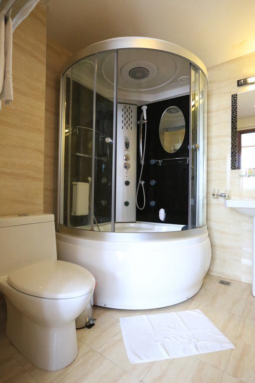 Hanoi Legacy Hotel - Hoan Kiem ภายนอก รูปภาพ